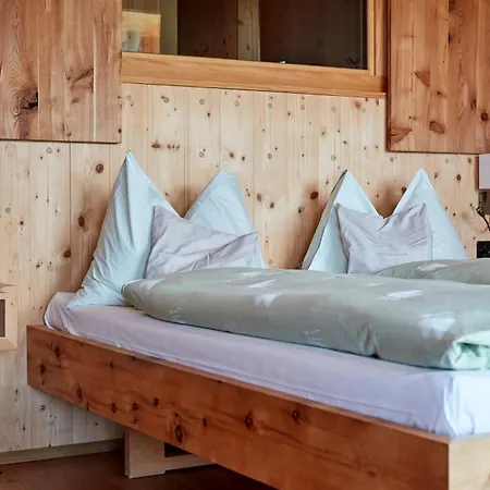 Waldhaus Hotel 3*