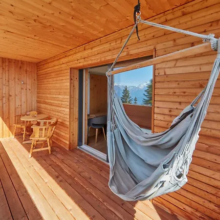 Hotel Waldhaus 3*