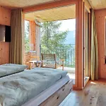 Hotel Waldhaus 3*