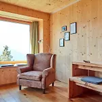 Waldhaus Hotel 3*