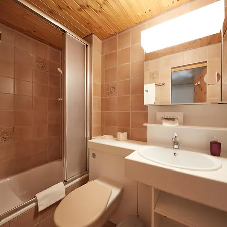 فندق Waldhaus 3*