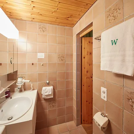 Waldhaus 3*