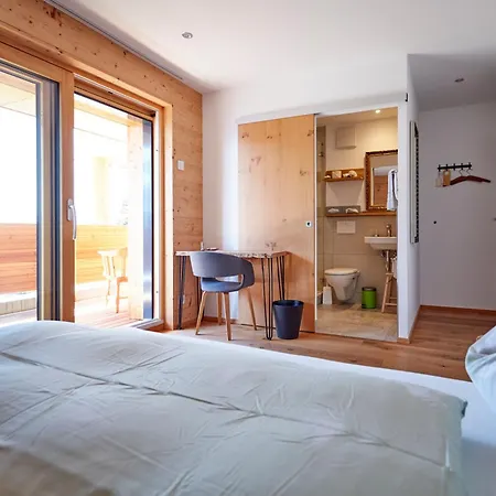 Waldhaus 3* بيتميرلاب